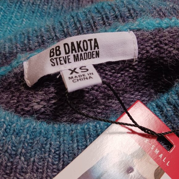 BB Dakota x Steve Madden Blue Stripe  Ombre Crewneck Sweater NWT  Size XS - Picture 11 of 15